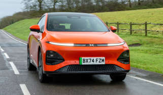 XPeng G6 - front action